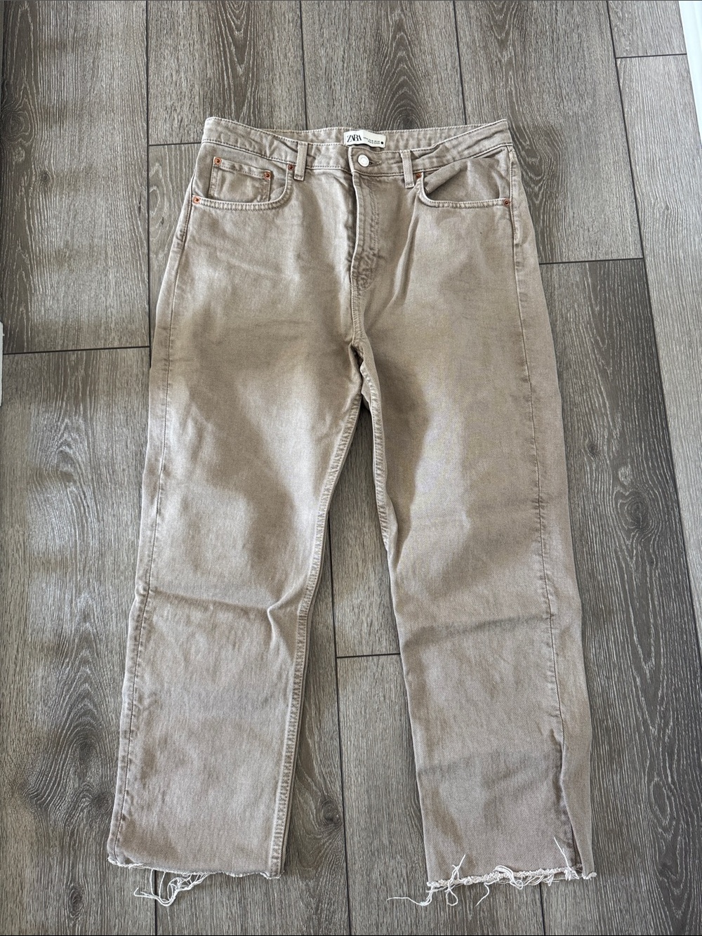 Zara women Straight Jeans in Taupe